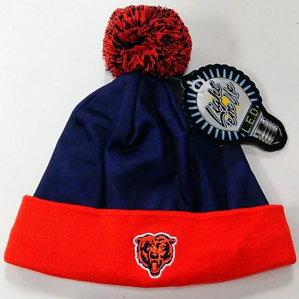 🏈🆕 CHICAGO BEARS LIGHT-UP LOGO BEANIE - NFL